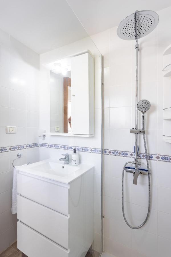 Home2Book Comfy Studio Los Cristianos 洛斯克里斯蒂亚诺斯 外观 照片
